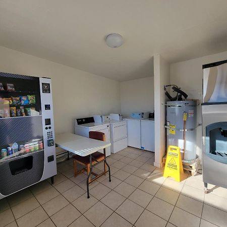 Othello Inn And Suites Екстер'єр фото