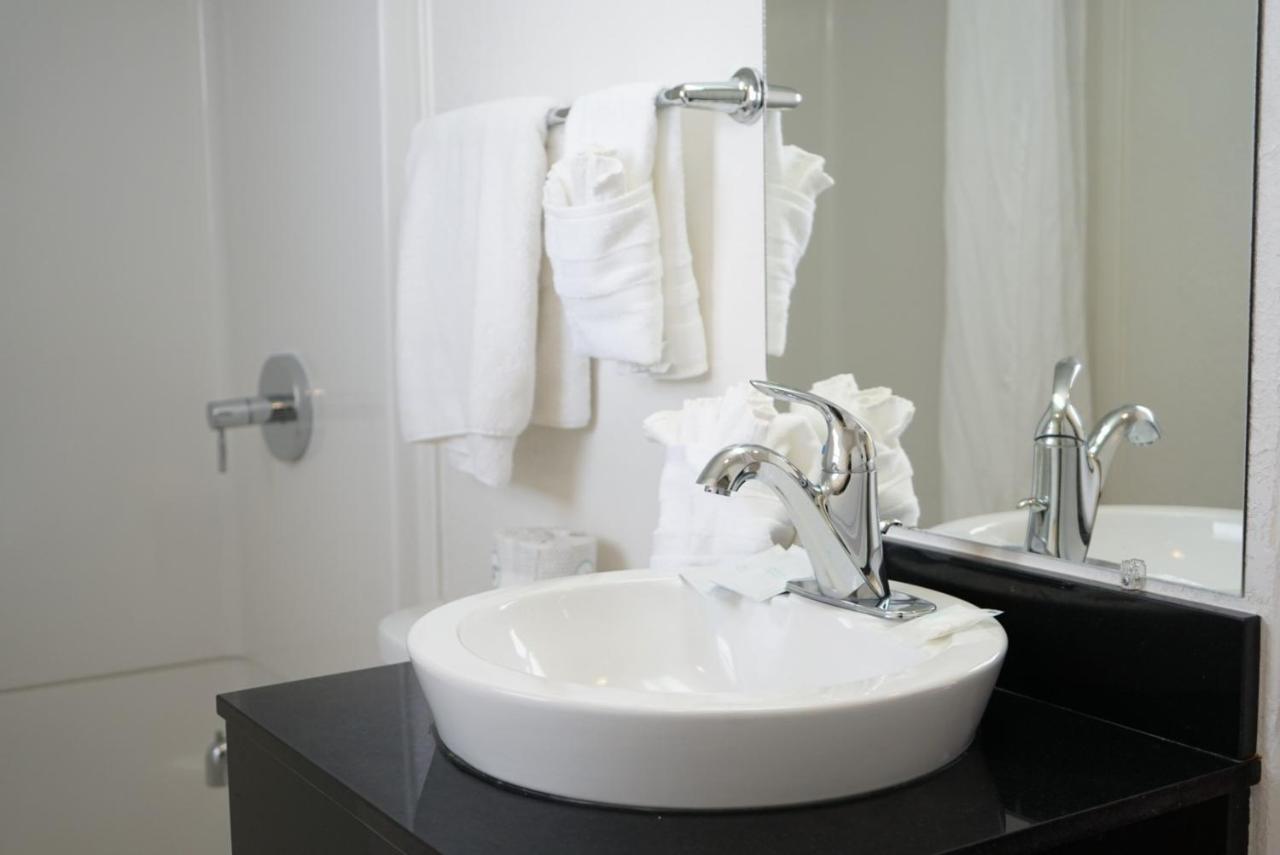 Othello Inn And Suites Екстер'єр фото