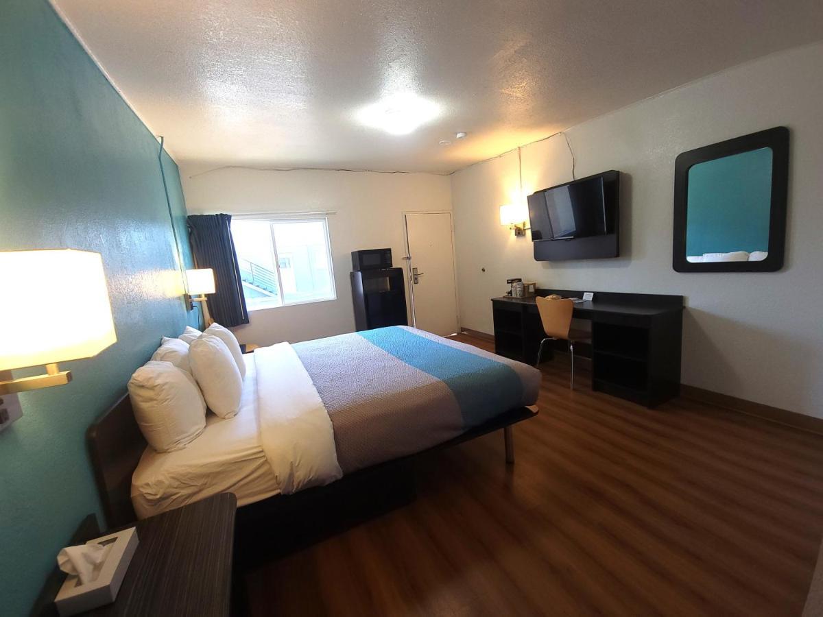 Othello Inn And Suites Екстер'єр фото